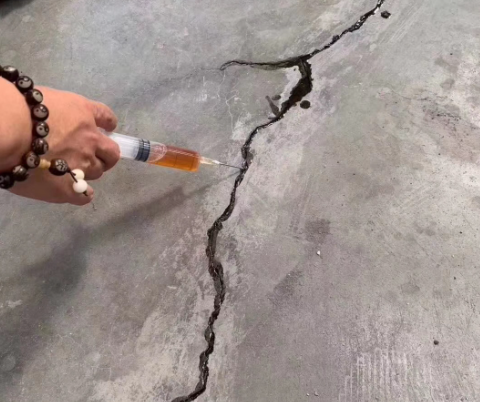 滦县混凝土裂缝修补技术详解​